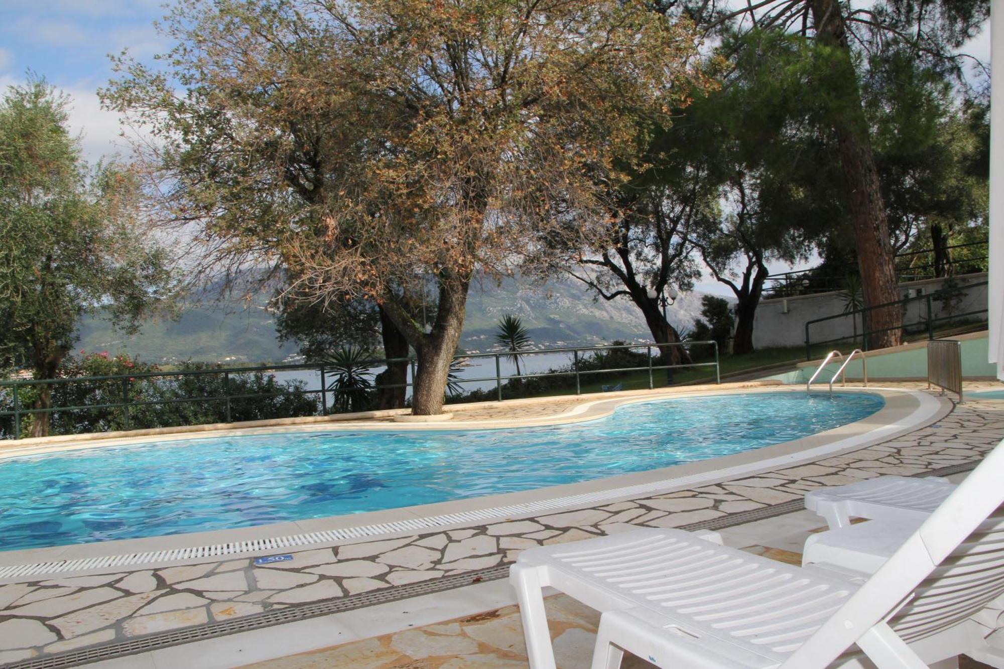 Saint Nicholas Beach Resort Dassia  Exteriör bild